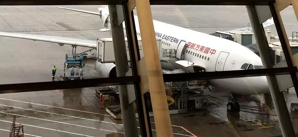 紧急驰援!徐工全球募集数百万医疗物抗击疫情 - 第1张 - 提加商用车网 紧急驰援!徐工全球募集数百万医疗物抗击疫情 - 第1张