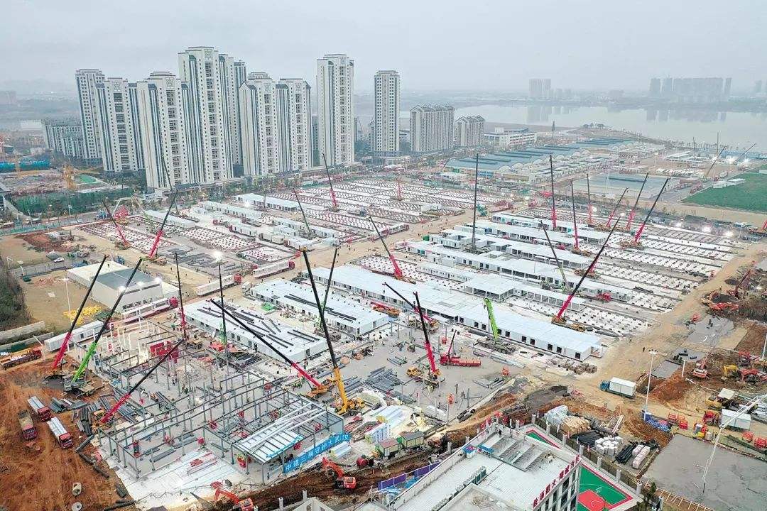 除了医护人员还有谁往武汉疫区冲?还有卡车司机,他们才是幕后英雄 - 第1张 - 提加商用车网 除了医护人员还有谁往武汉疫区冲?还有卡车司机,他们才是幕后英雄 - 第1张