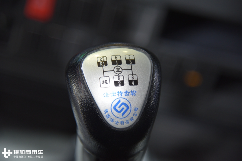 为啥邮政、顺丰都喜欢庆铃载货车？实拍国六FVR载货车告诉您 - 第8张