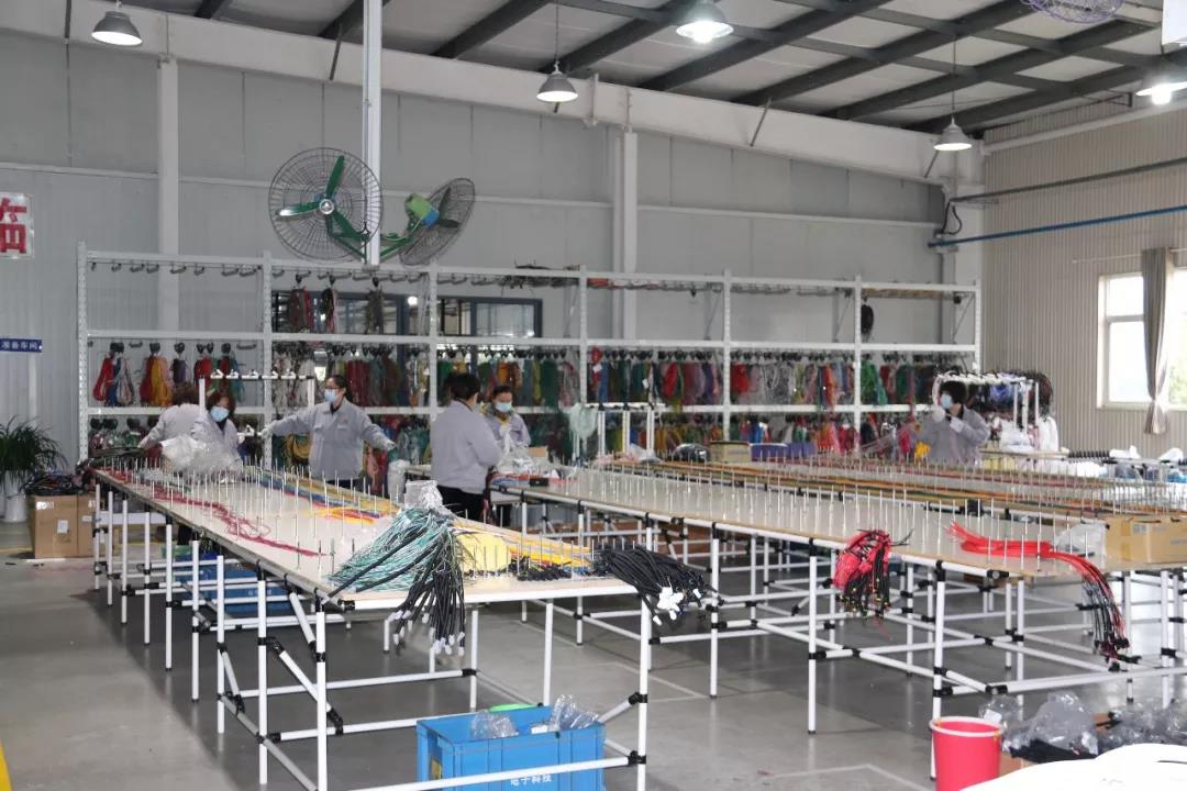 全线开工不耽误,疫情防控不放松,华菱星马奏响复工生产集结号 - 第9张 - 提加商用车网 全线开工不耽误,疫情防控不放松,华菱星马奏响复工生产集结号 - 第9张