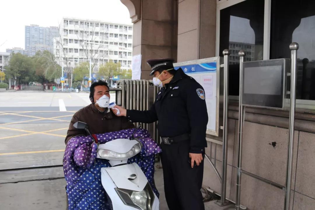 全线开工不耽误,疫情防控不放松,华菱星马奏响复工生产集结号 - 第11张 - 提加商用车网 全线开工不耽误,疫情防控不放松,华菱星马奏响复工生产集结号 - 第11张