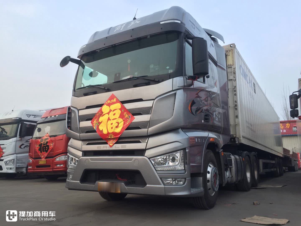 沃尔沃、斯堪尼亚随处可见，国产也都是高端卡车，带您逛鲁西最大的冷链物流园 - 第14张