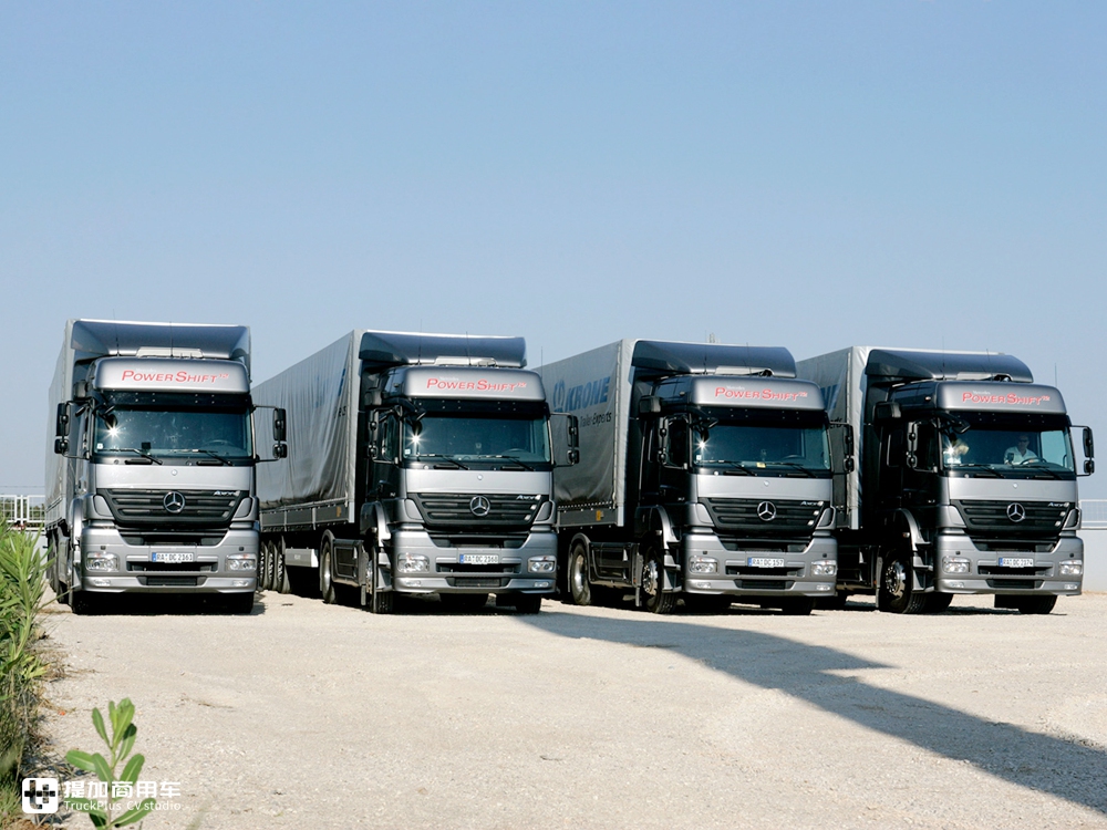 在国内走量的进口卡车,看配置还没有如今的国产车好,已退役的奔驰AXOR牵引车实拍 - 第2张 - 提加商用车网 在国内走量的进口卡车,看配置还没有如今的国产车好,已退役的奔驰AXOR牵引车实拍 - 第2张