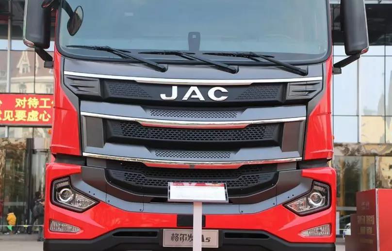 高速物流首选,黄金动力加成,带您看格尔发旗舰版自动挡牵引车 - 第8张 - 提加商用车网 高速物流首选,黄金动力加成,带您看格尔发旗舰版自动挡牵引车 - 第8张