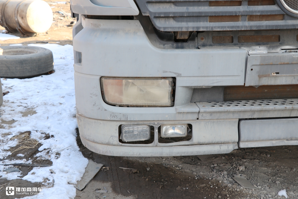 20年前这辆卡车就是自动挡,实拍奔驰第一代阿克托斯牵引车 - 第12张 - 提加商用车网 20年前这辆卡车就是自动挡,实拍奔驰第一代阿克托斯牵引车 - 第12张