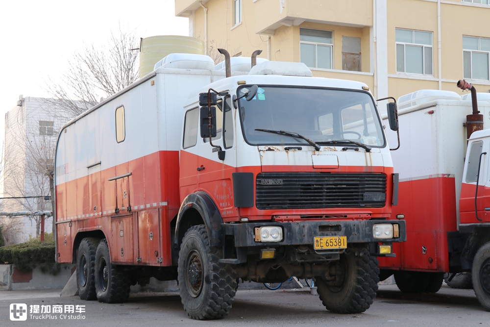 奔驰技术走进国内的第一批卡车,实拍在油田服役近20年的北奔卡车 - 第6张 - 提加商用车网 奔驰技术走进国内的第一批卡车,实拍在油田服役近20年的北奔卡车 - 第6张