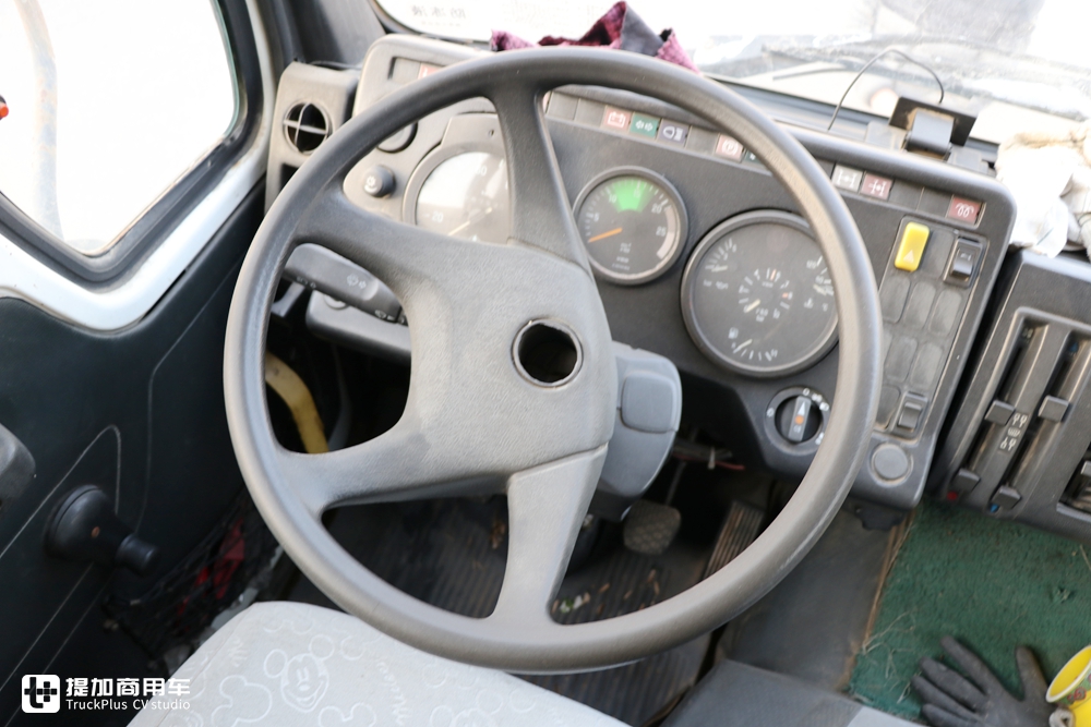 奔驰技术走进国内的第一批卡车,实拍在油田服役近20年的北奔卡车 - 第25张 - 提加商用车网 奔驰技术走进国内的第一批卡车,实拍在油田服役近20年的北奔卡车 - 第25张