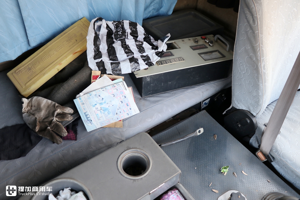 奔驰技术走进国内的第一批卡车,实拍在油田服役近20年的北奔卡车 - 第32张 - 提加商用车网 奔驰技术走进国内的第一批卡车,实拍在油田服役近20年的北奔卡车 - 第32张