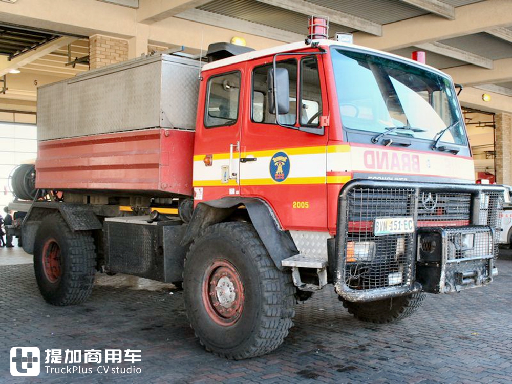 上世纪引入国内的欧洲卡车挖掘系列，绝对稀有的奔驰LK载货车实拍 - 第9张