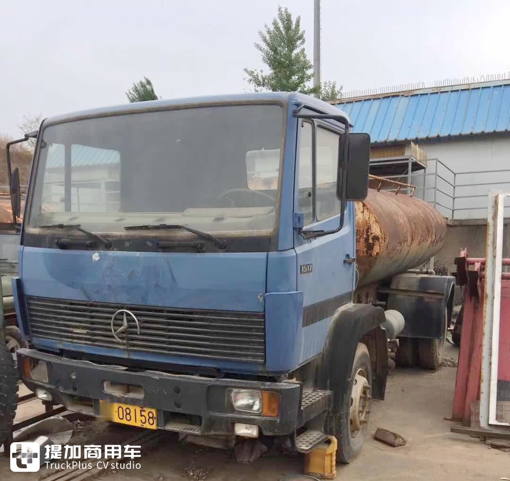 上世纪引入国内的欧洲卡车挖掘系列，绝对稀有的奔驰LK载货车实拍 - 第2张