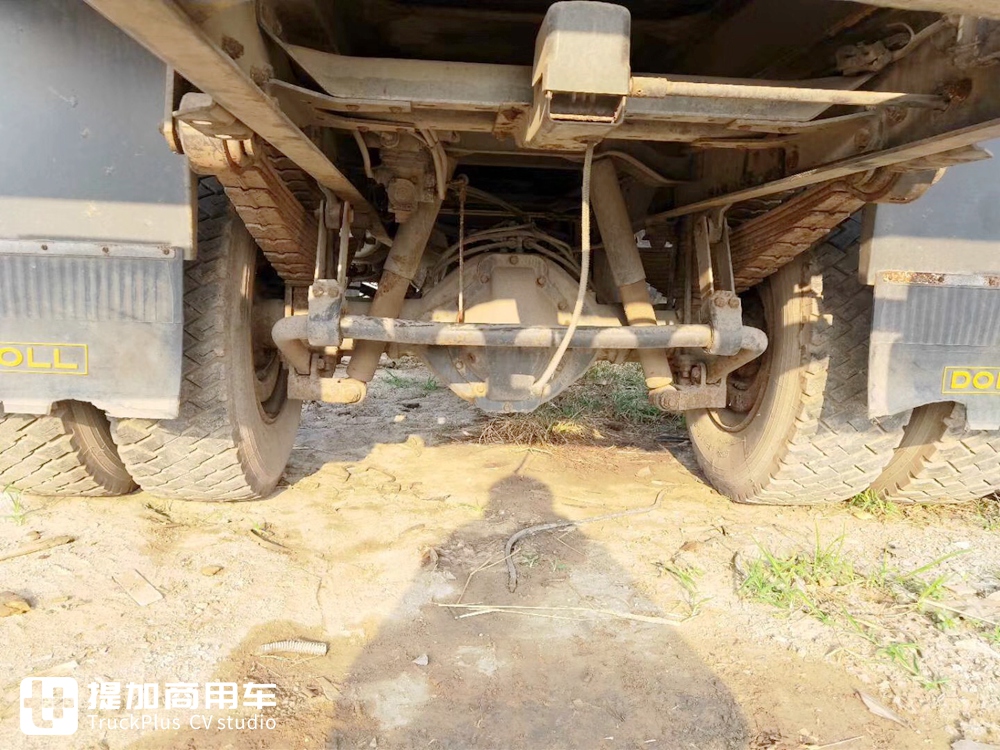上世纪引入国内的欧洲卡车挖掘系列，绝对稀有的奔驰LK载货车实拍 - 第25张
