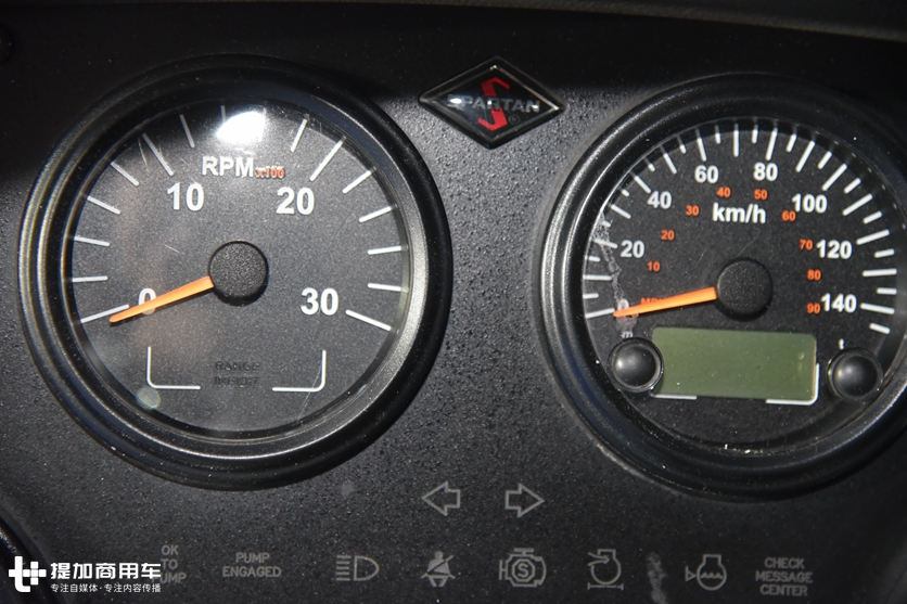 少见的美国大力消防车实拍,国内服役超过10年,现在看配置依然前沿 - 第18张 - 提加商用车网 少见的美国大力消防车实拍,国内服役超过10年,现在看配置依然前沿 - 第18张