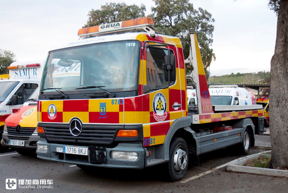 上世纪引入国内的欧洲卡车挖掘系列，绝对稀有的奔驰LK载货车实拍 - 第12张