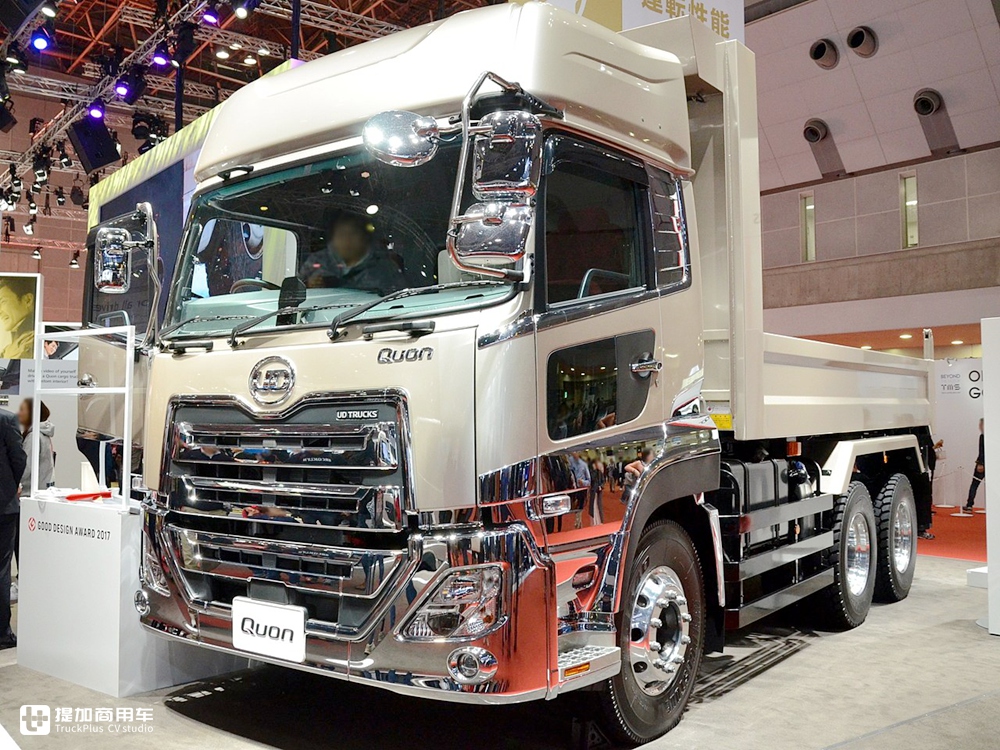 实拍日产柴酷腾搅拌车,集欧日技术的高端重卡却在“吃灰” - 第2张 - 提加商用车网 实拍日产柴酷腾搅拌车,集欧日技术的高端重卡却在“吃灰” - 第2张