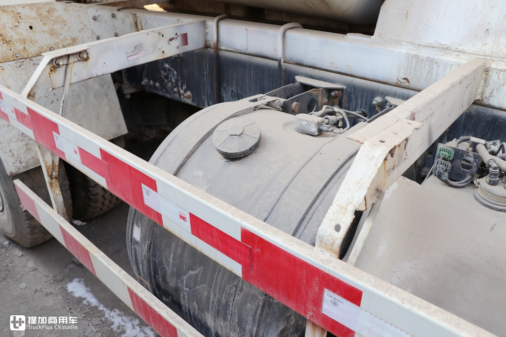 实拍日产柴酷腾搅拌车,集欧日技术的高端重卡却在“吃灰” - 第20张 - 提加商用车网 实拍日产柴酷腾搅拌车,集欧日技术的高端重卡却在“吃灰” - 第20张