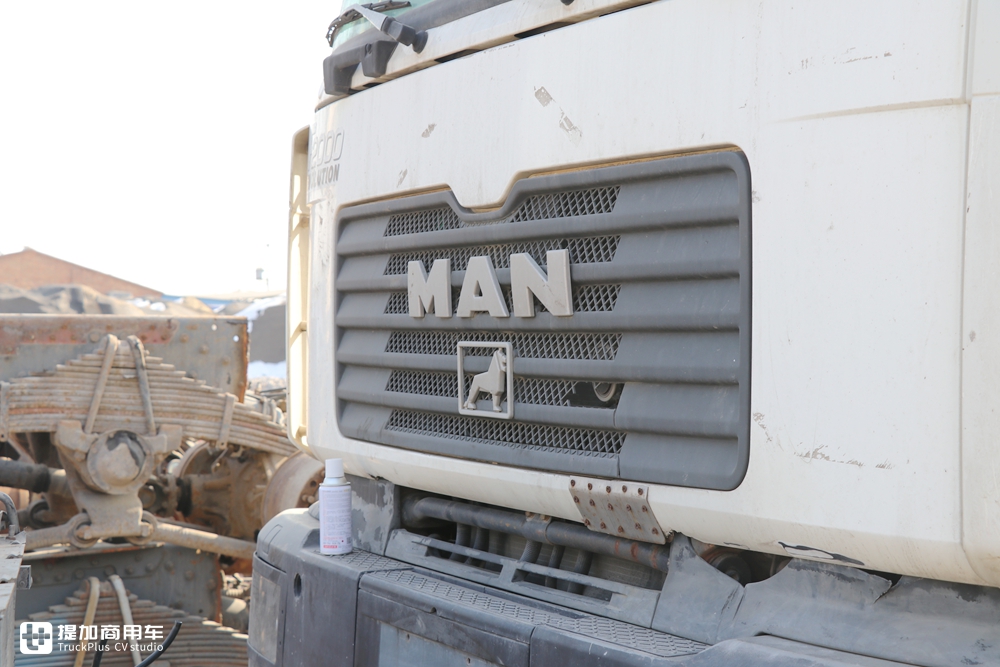 德国曼F2000你可能熟悉,F2000的进化版你见过吗?这台搅拌车就是! - 第6张 - 提加商用车网 德国曼F2000你可能熟悉,F2000的进化版你见过吗?这台搅拌车就是! - 第6张