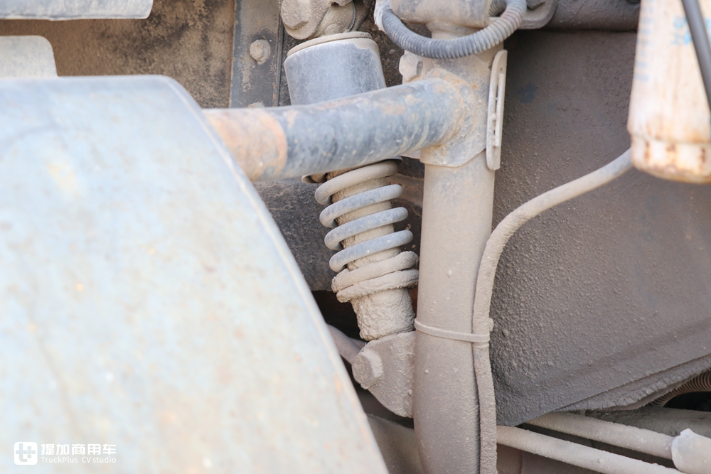 德国曼F2000你可能熟悉,F2000的进化版你见过吗?这台搅拌车就是! - 第10张 - 提加商用车网 德国曼F2000你可能熟悉,F2000的进化版你见过吗?这台搅拌车就是! - 第10张