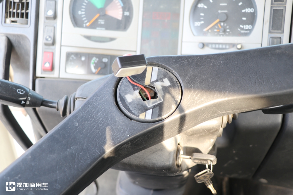 德国曼F2000你可能熟悉,F2000的进化版你见过吗?这台搅拌车就是! - 第13张 - 提加商用车网 德国曼F2000你可能熟悉,F2000的进化版你见过吗?这台搅拌车就是! - 第13张