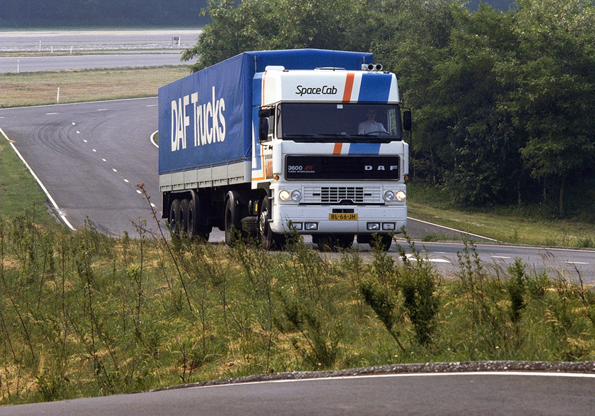“配置不高,设计又土”的达夫(DAF)卡车,为什么在欧洲驾驶员和物流老板都喜欢? - 第7张 - 提加商用车网 “配置不高,设计又土”的达夫(DAF)卡车,为什么在欧洲驾驶员和物流老板都喜欢? - 第7张