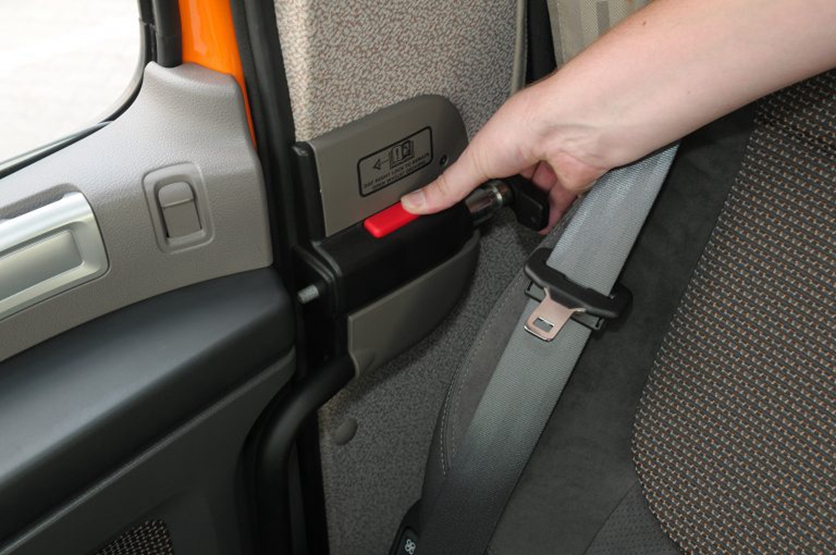 “配置不高,设计又土”的达夫(DAF)卡车,为什么在欧洲驾驶员和物流老板都喜欢? - 第10张 - 提加商用车网 “配置不高,设计又土”的达夫(DAF)卡车,为什么在欧洲驾驶员和物流老板都喜欢? - 第10张