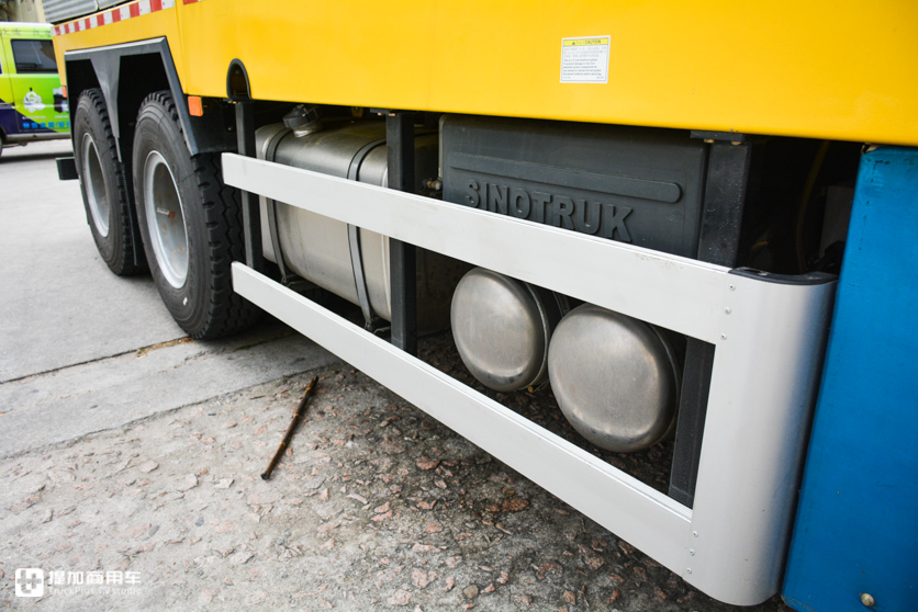 美国威康上装,重汽T5G国六底盘,实拍一款少见的下水道疏通清洗车 - 第6张 - 提加商用车网 美国威康上装,重汽T5G国六底盘,实拍一款少见的下水道疏通清洗车 - 第6张