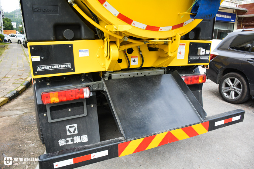 美国威康上装,重汽T5G国六底盘,实拍一款少见的下水道疏通清洗车 - 第13张 - 提加商用车网 美国威康上装,重汽T5G国六底盘,实拍一款少见的下水道疏通清洗车 - 第13张