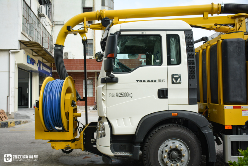 美国威康上装,重汽T5G国六底盘,实拍一款少见的下水道疏通清洗车 - 第2张 - 提加商用车网 美国威康上装,重汽T5G国六底盘,实拍一款少见的下水道疏通清洗车 - 第2张