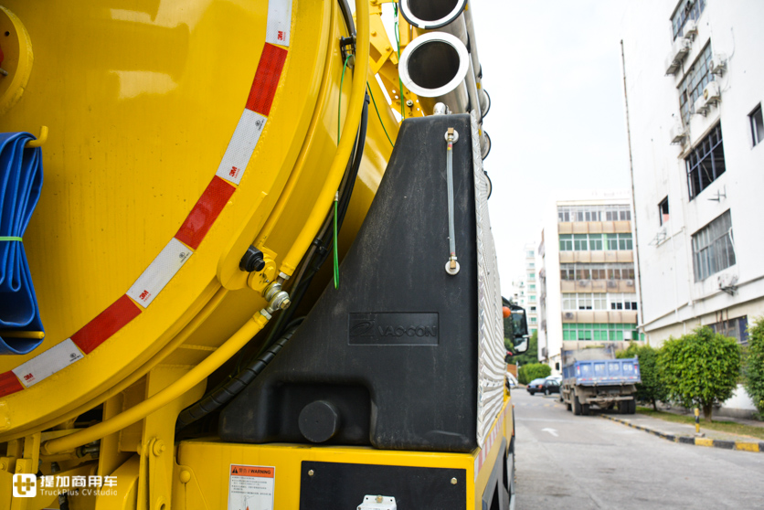 美国威康上装,重汽T5G国六底盘,实拍一款少见的下水道疏通清洗车 - 第17张 - 提加商用车网 美国威康上装,重汽T5G国六底盘,实拍一款少见的下水道疏通清洗车 - 第17张