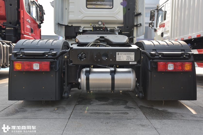 想跑快递开哪款车更适合?低鞍座拉货多,德龙X3000快递版了解下 - 第6张 - 提加商用车网 想跑快递开哪款车更适合?低鞍座拉货多,德龙X3000快递版了解下 - 第6张