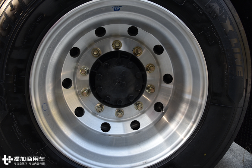 想跑快递开哪款车更适合?低鞍座拉货多,德龙X3000快递版了解下 - 第15张 - 提加商用车网 想跑快递开哪款车更适合?低鞍座拉货多,德龙X3000快递版了解下 - 第15张