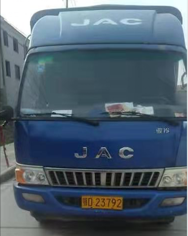 共同战疫与爱同行 ,巾帼不让须眉 ,江淮轻卡用行动守护生命通道 - 第1张 - 提加商用车网 共同战疫与爱同行 ,巾帼不让须眉 ,江淮轻卡用行动守护生命通道 - 第1张