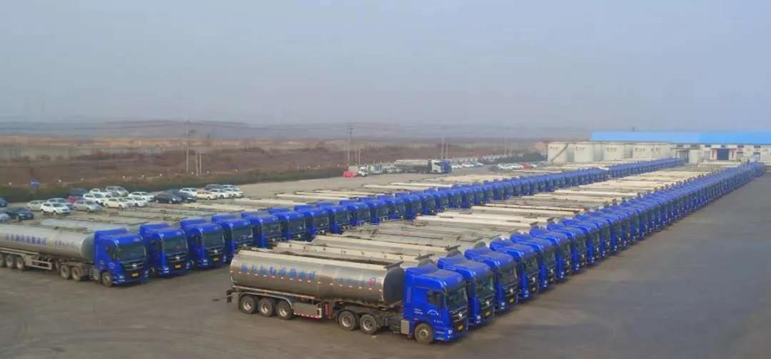 复工即斩获大单,500台欧曼危化品运输车助力正本物流 - 第3张 - 提加商用车网 复工即斩获大单,500台欧曼危化品运输车助力正本物流 - 第3张