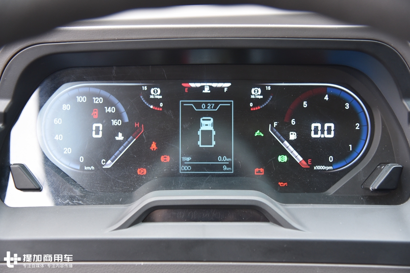 一改小自卸低端形象,科技外观和内饰,奥驰T1自卸小金刚实拍 - 第15张 - 提加商用车网 一改小自卸低端形象,科技外观和内饰,奥驰T1自卸小金刚实拍 - 第15张