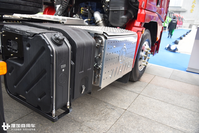 国内最有性价比卡车是谁?比肩旗舰重卡,带您认识国六版德龙X5000 - 第12张 - 提加商用车网 国内最有性价比卡车是谁?比肩旗舰重卡,带您认识国六版德龙X5000 - 第12张