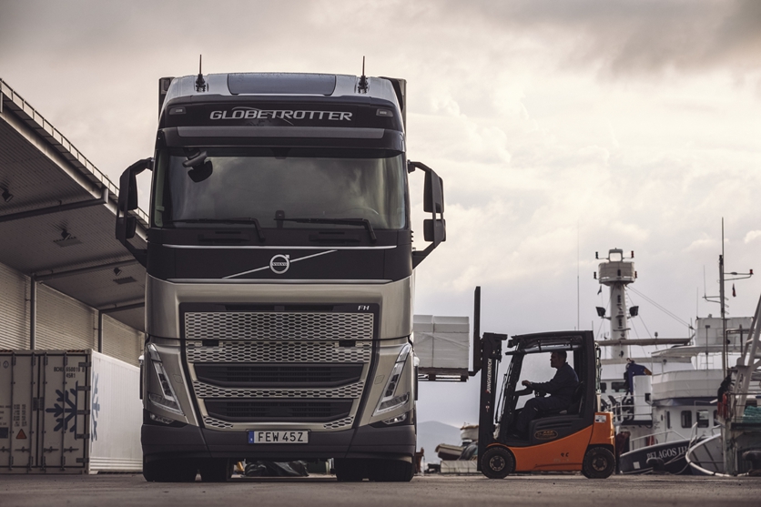 液晶显示屏加入,安全性能再提升,沃尔沃4款新卡车全解读 - 第17张 - 提加商用车网 液晶显示屏加入,安全性能再提升,沃尔沃4款新卡车全解读 - 第17张