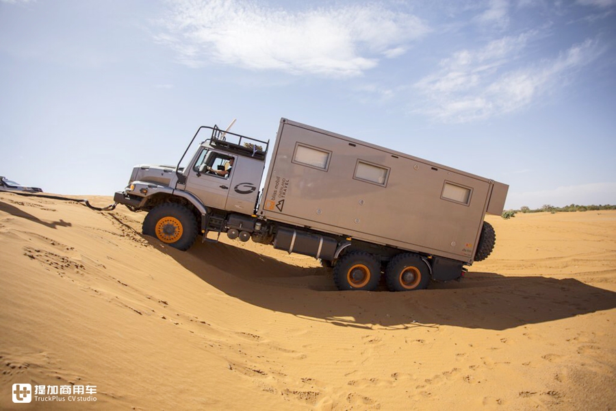 奔驰赛托斯越野房车实拍,也是全地形探险车,骨灰级车友别错过 - 第11张 - 提加商用车网 奔驰赛托斯越野房车实拍,也是全地形探险车,骨灰级车友别错过 - 第11张