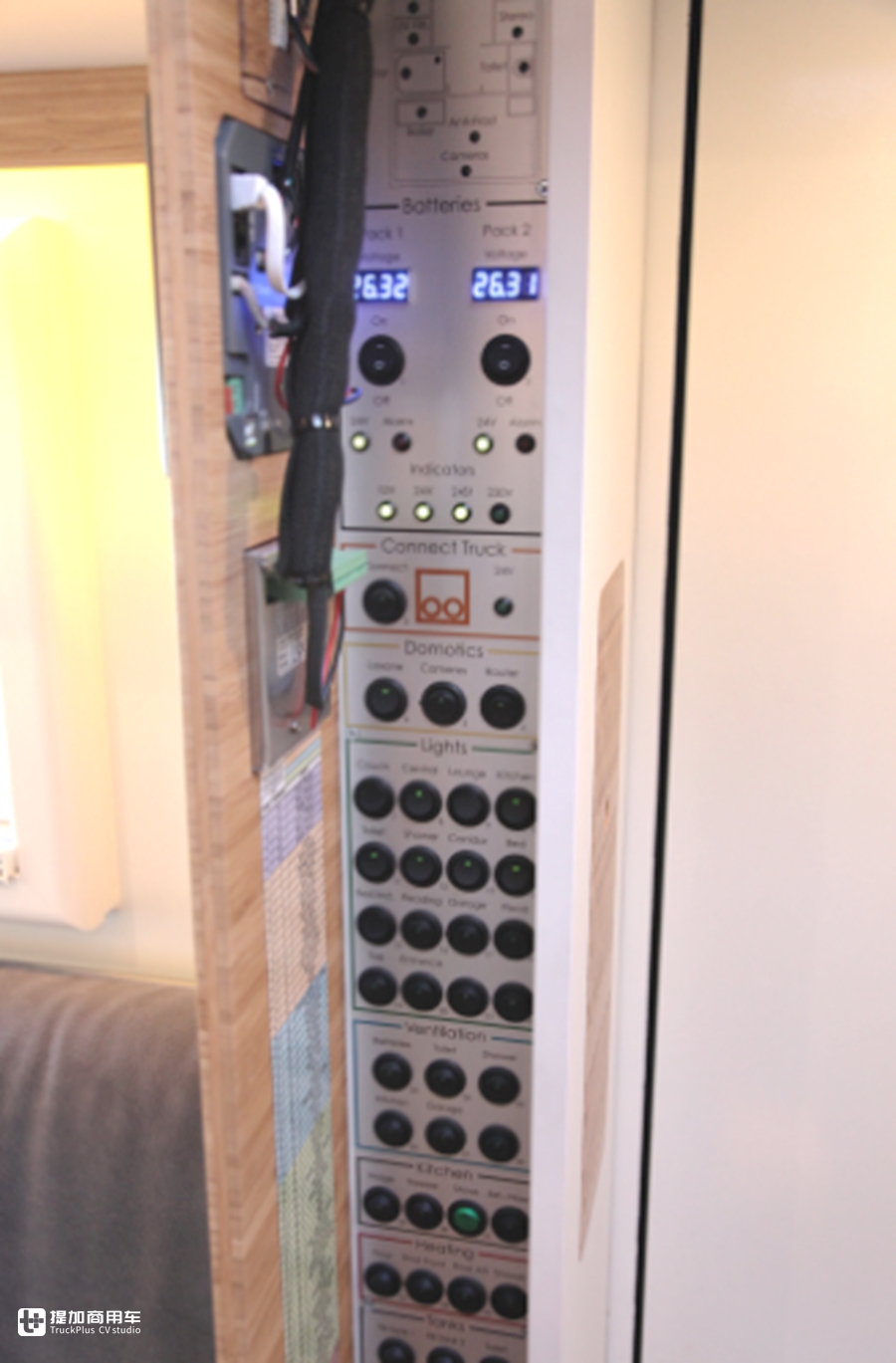 奔驰赛托斯越野房车实拍,也是全地形探险车,骨灰级车友别错过 - 第23张 - 提加商用车网 奔驰赛托斯越野房车实拍,也是全地形探险车,骨灰级车友别错过 - 第23张