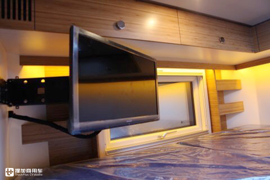 奔驰赛托斯越野房车实拍,也是全地形探险车,骨灰级车友别错过 - 第31张 - 提加商用车网 奔驰赛托斯越野房车实拍,也是全地形探险车,骨灰级车友别错过 - 第31张