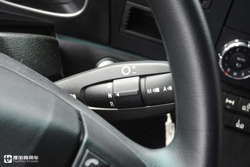 广州物流老板刚提的奔驰新款卡车,配置到底怎么样,我们带你好好看看 - 第22张 - 提加商用车网 广州物流老板刚提的奔驰新款卡车,配置到底怎么样,我们带你好好看看 - 第22张