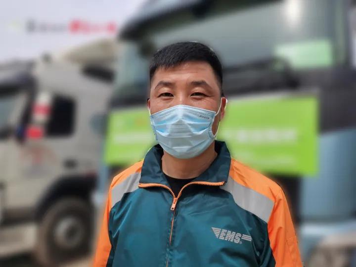 远方的逆行者，为了这个来之不易的春天 - 第1张