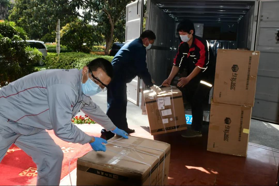 携手抗疫!东风与沃尔沃共筑合资公司员工安全防火墙 - 第2张 - 提加商用车网 携手抗疫!东风与沃尔沃共筑合资公司员工安全防火墙 - 第2张