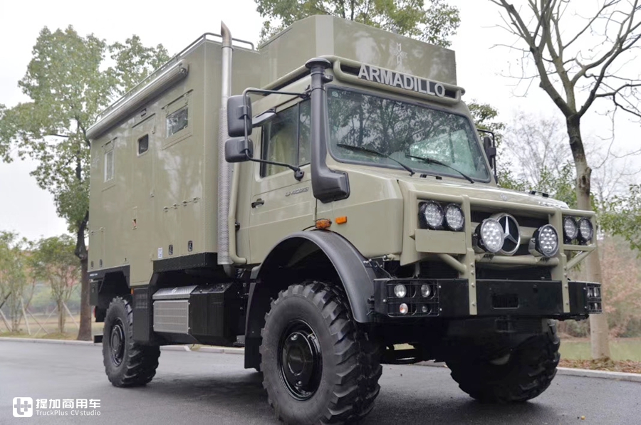 又一个男人的大玩具,乌尼莫克最新款底盘打造,阿莫迪罗攀爬者越野房车实拍 - 第2张 - 提加商用车网 又一个男人的大玩具,乌尼莫克最新款底盘打造,阿莫迪罗攀爬者越野房车实拍 - 第2张