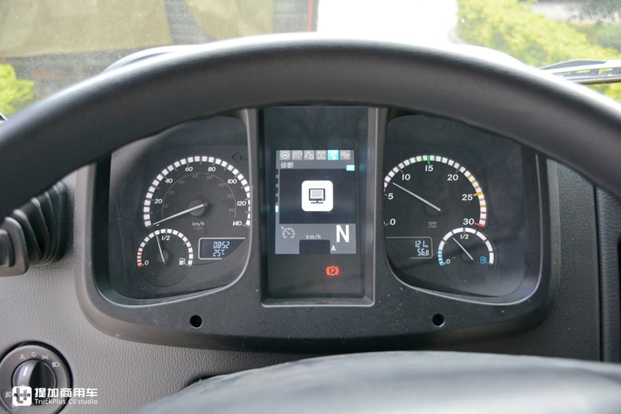 又一个男人的大玩具,乌尼莫克最新款底盘打造,阿莫迪罗攀爬者越野房车实拍 - 第9张 - 提加商用车网 又一个男人的大玩具,乌尼莫克最新款底盘打造,阿莫迪罗攀爬者越野房车实拍 - 第9张