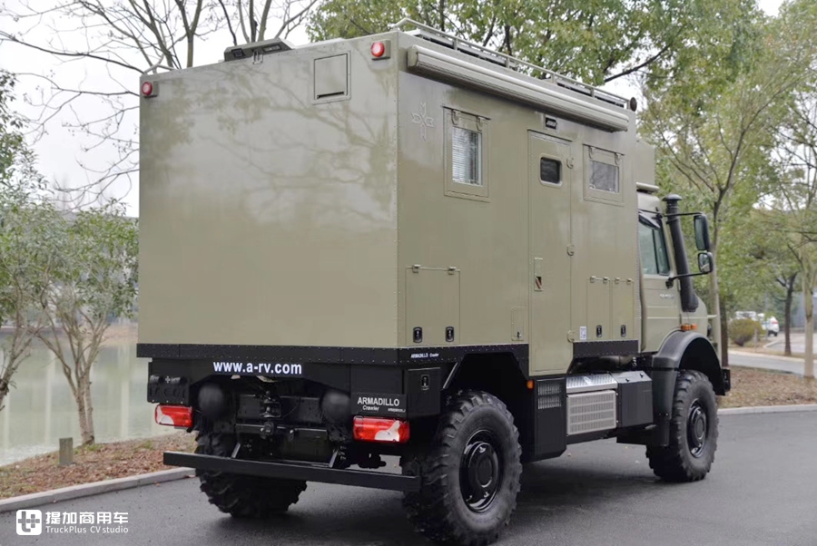 又一个男人的大玩具,乌尼莫克最新款底盘打造,阿莫迪罗攀爬者越野房车实拍 - 第30张 - 提加商用车网 又一个男人的大玩具,乌尼莫克最新款底盘打造,阿莫迪罗攀爬者越野房车实拍 - 第30张