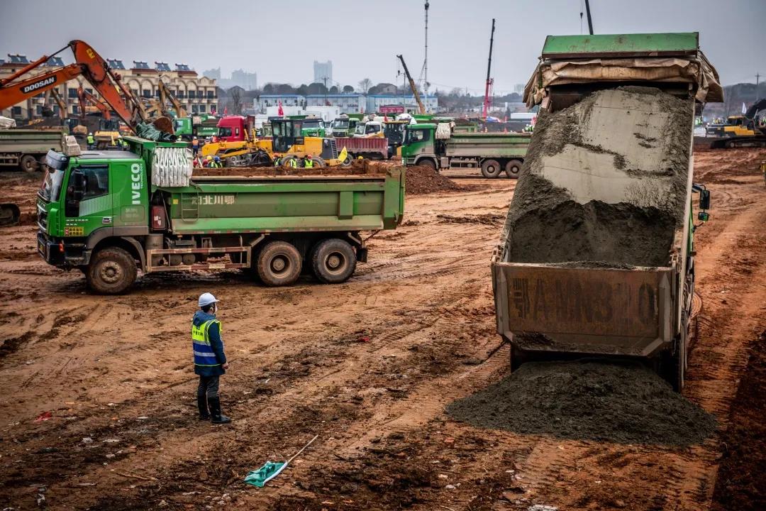 红岩杰狮自卸车如何能成为“工程之王”?揭秘开始! - 第1张 - 提加商用车网 红岩杰狮自卸车如何能成为“工程之王”?揭秘开始! - 第1张