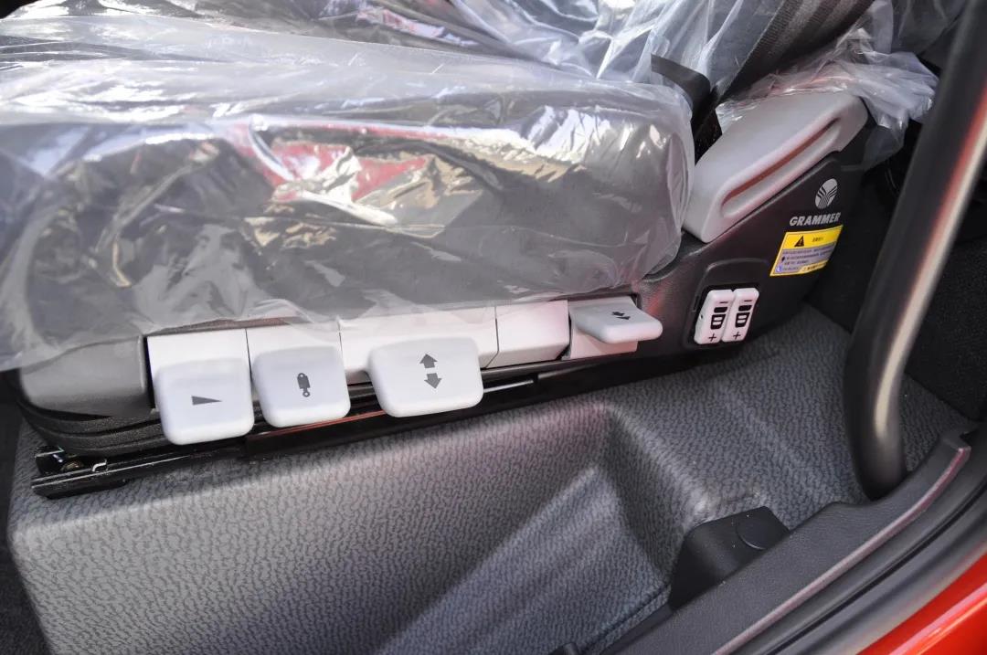 德龙X3000国六天然气重卡,低碳先锋 - 第4张 - 提加商用车网 德龙X3000国六天然气重卡,低碳先锋 - 第4张