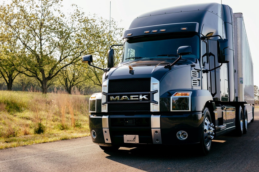 沃尔沃技术加持却不失美国卡车的传统,马克Anthem卡车动力篇来了 - 第1张 - 提加商用车网 沃尔沃技术加持却不失美国卡车的传统,马克Anthem卡车动力篇来了 - 第1张