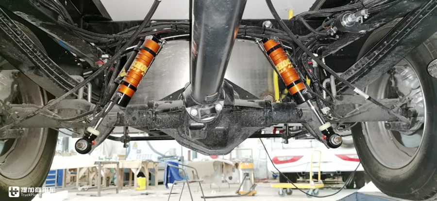 基于欧胜底盘打造,阿娜亚天空之子自行C型小额头旅居车实拍 - 第5张 - 提加商用车网 基于欧胜底盘打造,阿娜亚天空之子自行C型小额头旅居车实拍 - 第5张