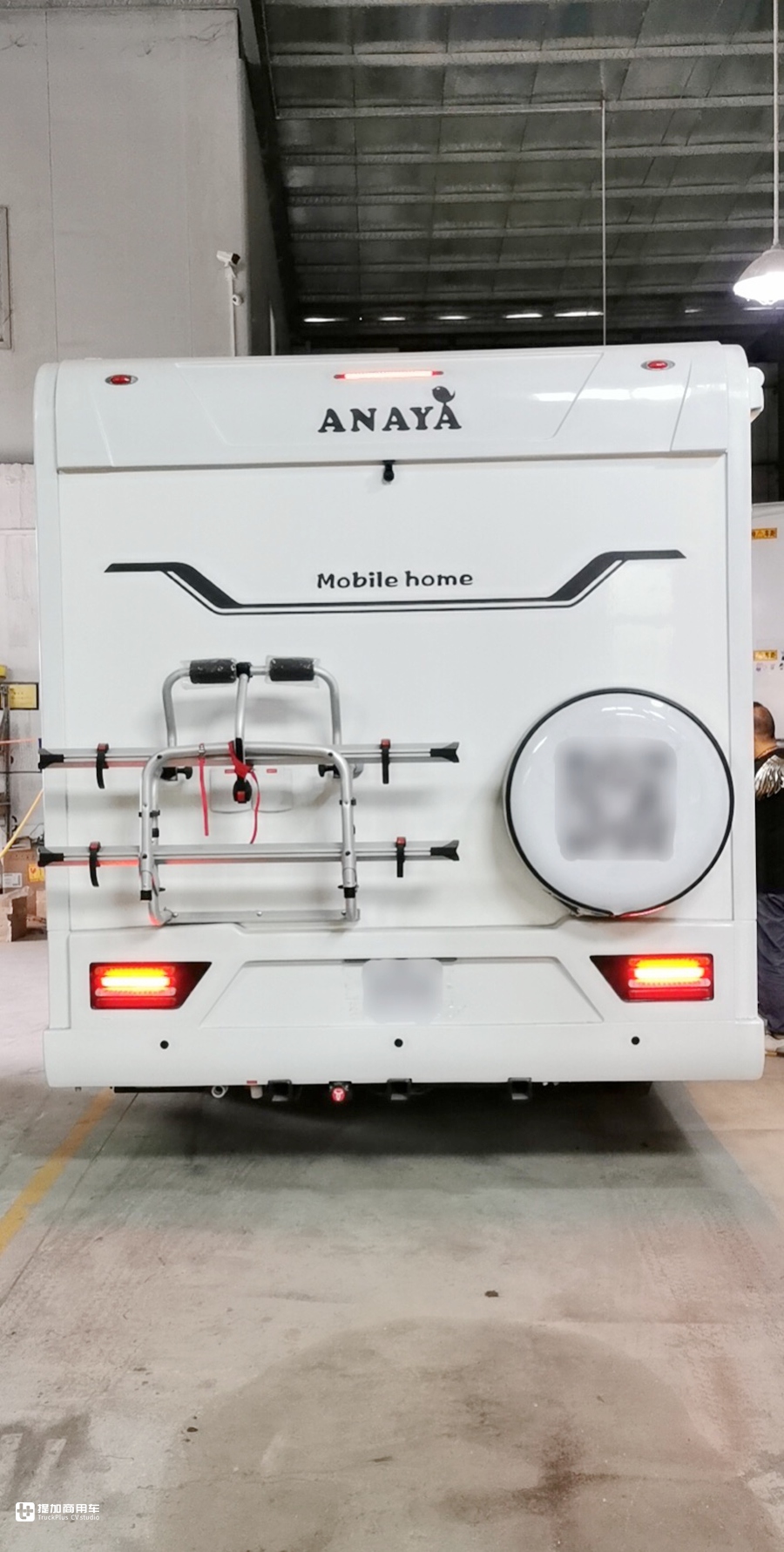 基于欧胜底盘打造,阿娜亚天空之子自行C型小额头旅居车实拍 - 第8张 - 提加商用车网 基于欧胜底盘打造,阿娜亚天空之子自行C型小额头旅居车实拍 - 第8张