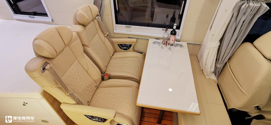 基于欧胜底盘打造,阿娜亚天空之子自行C型小额头旅居车实拍 - 第23张 - 提加商用车网 基于欧胜底盘打造,阿娜亚天空之子自行C型小额头旅居车实拍 - 第23张